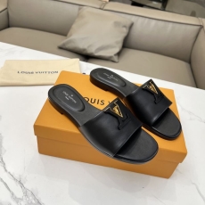 Louis Vuitton Slippers